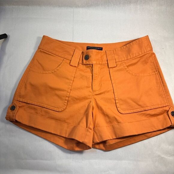 Banana Republic Shorts Women's size 6 reddish orange - flat front pocket - sleek - Picture 1 of 4